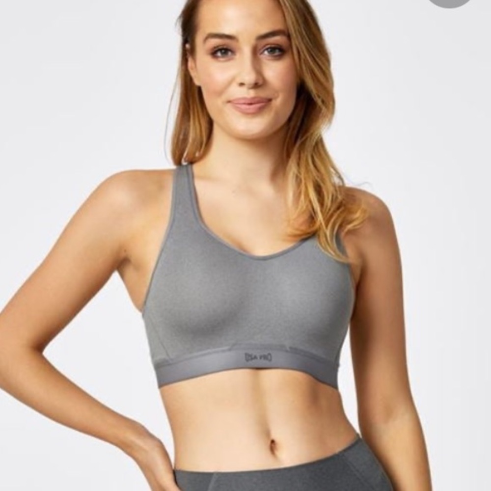 USA PRO Wireless Racerback Sports Bra